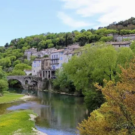 Holiday home La Maison Des Couleurs *
